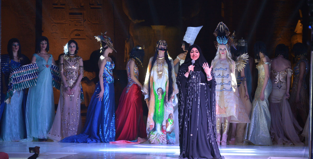 منى المنصورى خلال مهرجان نفرتيتى بالأقصر 