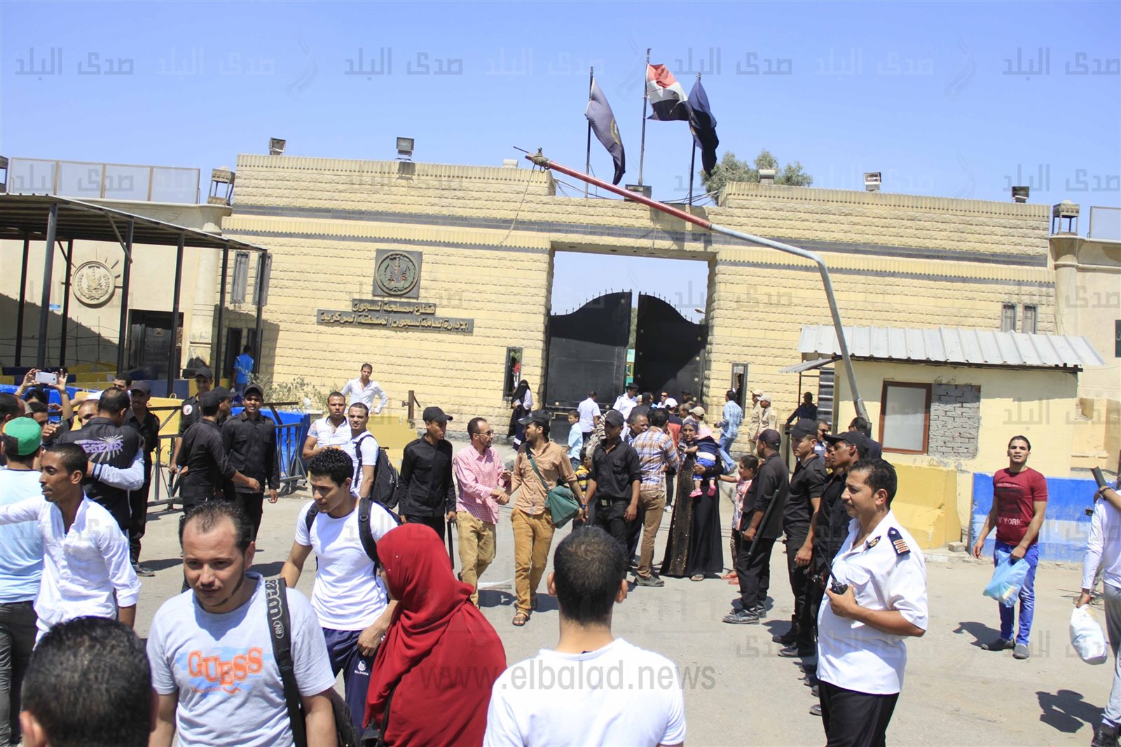 الإفراج بالعفو عن 759 سجينا