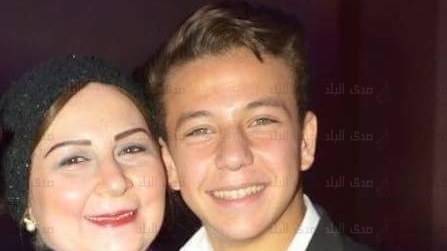 مازن شديد ووالدته مازن شديد ووالدته