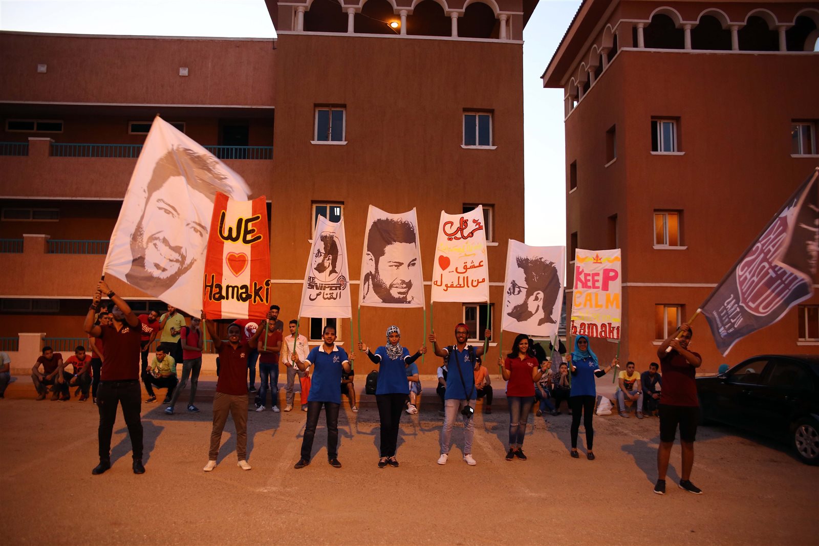 الاستعدادات الاخيرة لحفل النجم حماقي بالعين السخنة