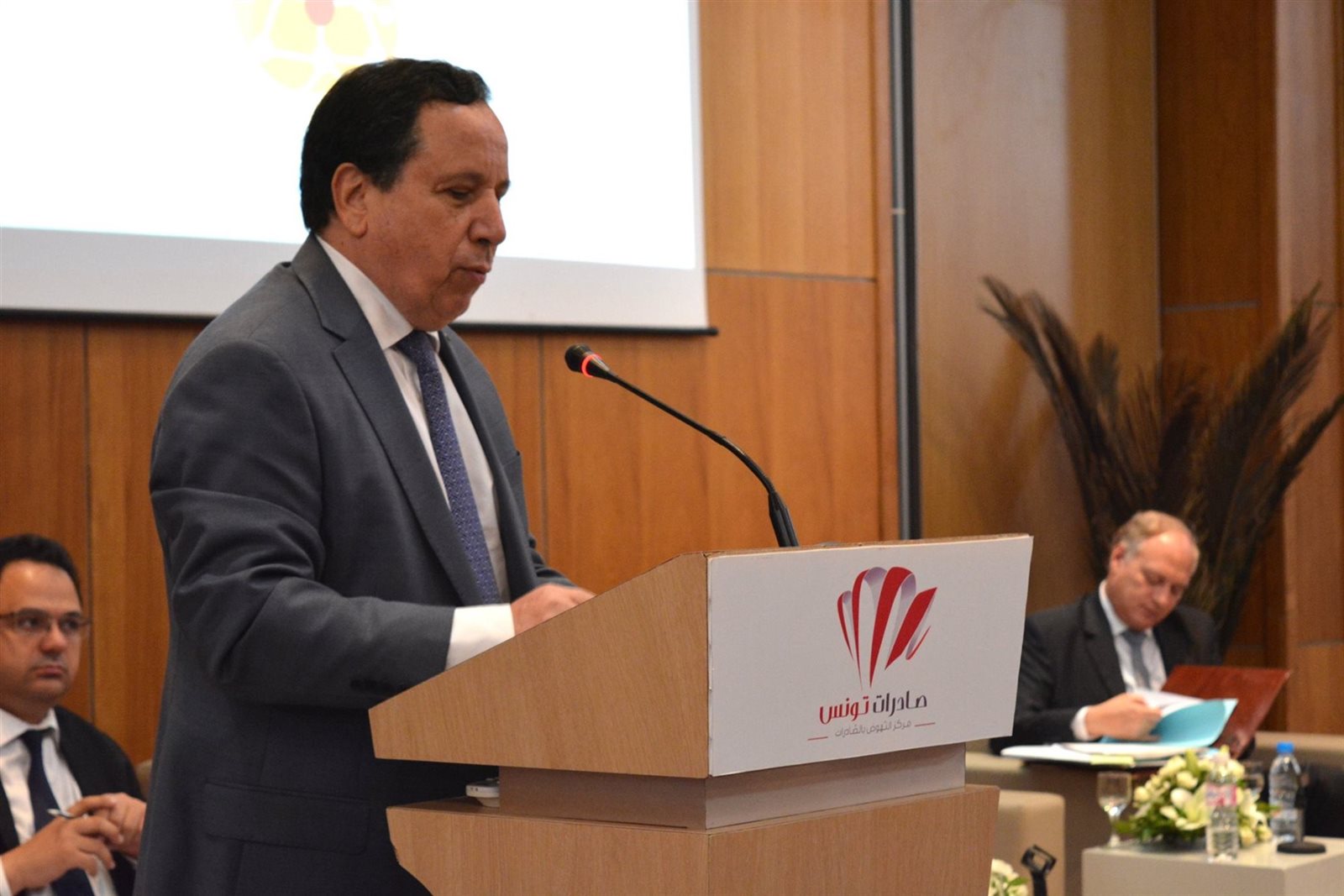 وزير الشؤون الخارجية التونسي خميس الجهيناوي