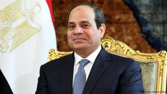 الرئيس عبدالفتاح السيسي الرئيس عبدالفتاح السيسي