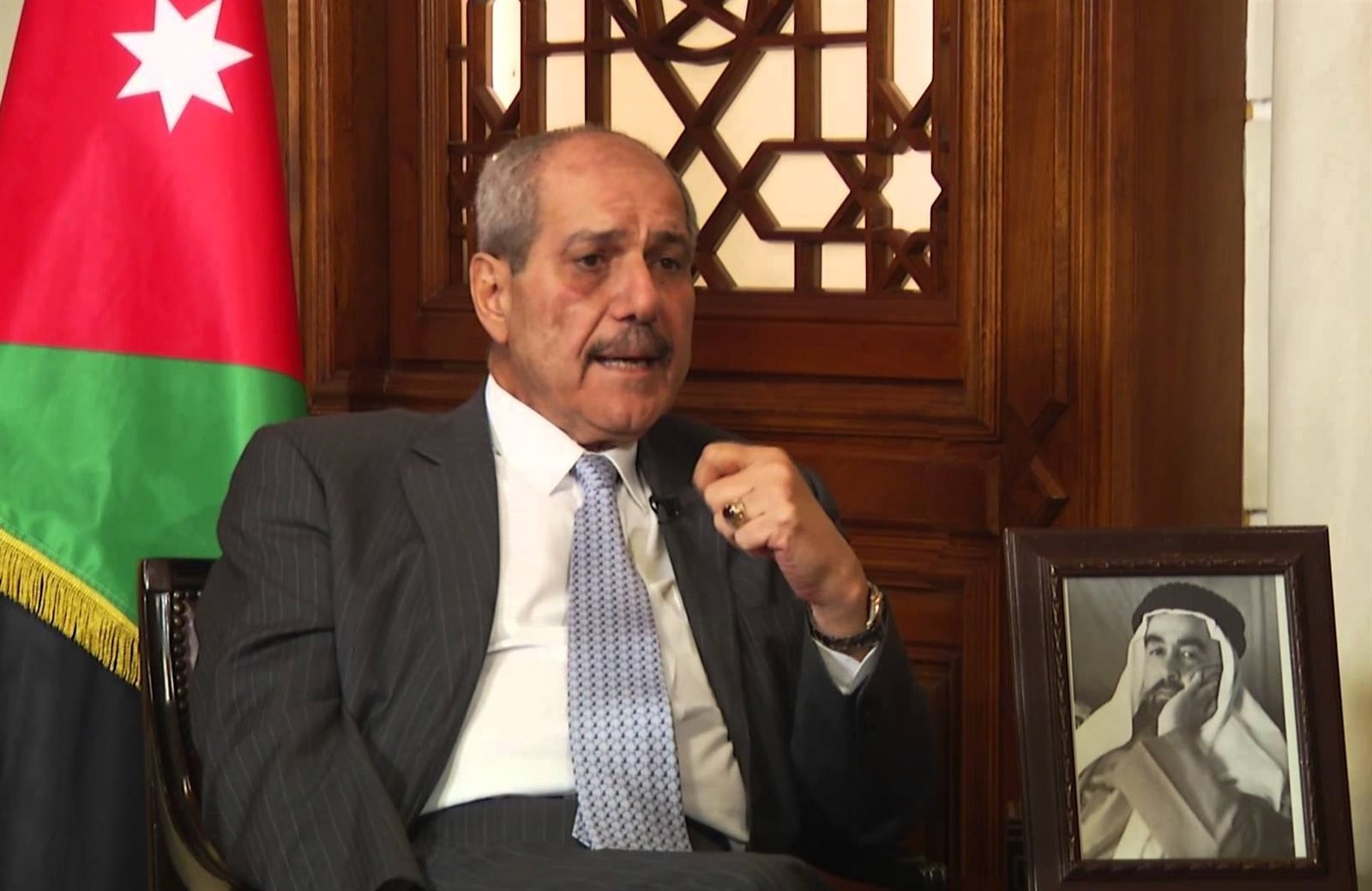 رئيس الديوان الملكى الهاشمى الدكتور فايز الطروانة