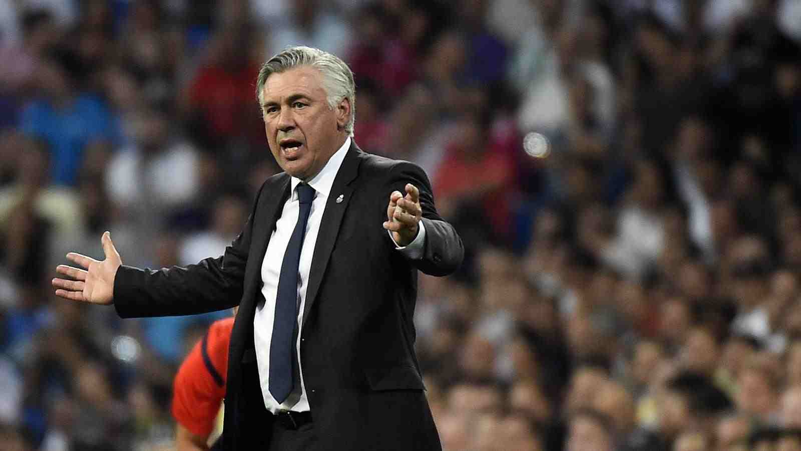 المدرب الإيطالي كارلو أنشيلوتي المدرب الإيطالي كارلو أنشيلوتي