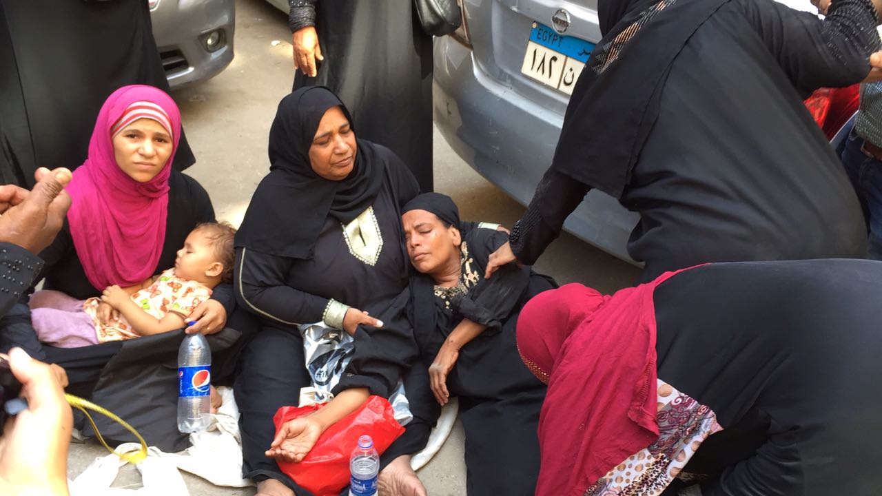 سيدة مغمى عليها من اهالى تل العقارب سيدة مغمى عليها من اهالى تل العقارب
