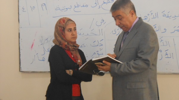 رئيس المعاهد القومية يتفقد الفصول رئيس المعاهد القومية يتفقد الفصول
