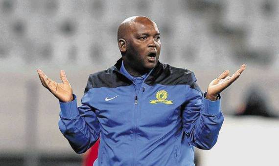 "بيتسو موسيمانى" المدير الفنى لنادى صن داونز