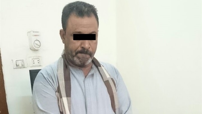 أحد المتهمين أحد المتهمين