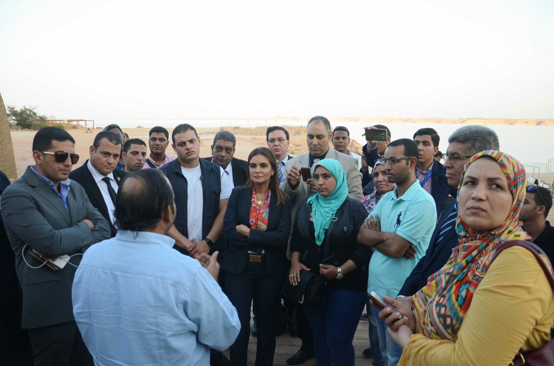 جانب من الاجتماع جانب من الاجتماع