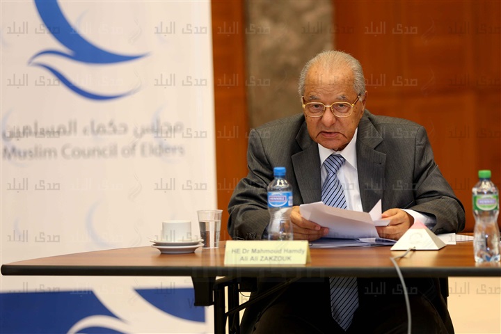 الدكتور محمود حمدي زقزوق