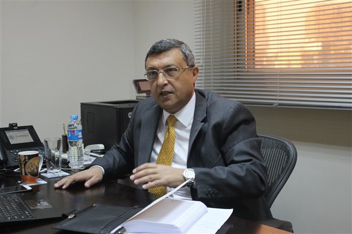 وزير البترول الأسبق