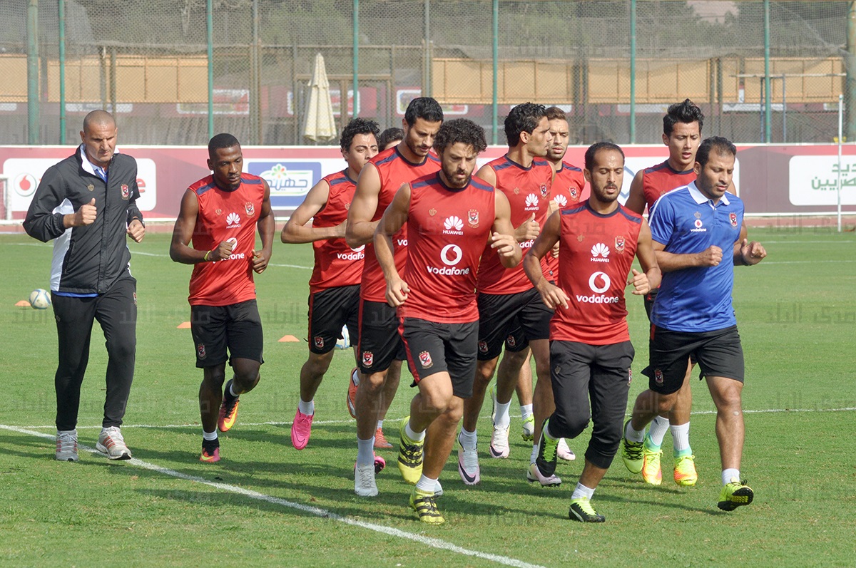 فريق الكرة بالنادي الأهلي يعود للتدريبات فريق الكرة بالنادي الأهلي يعود للتدريبات