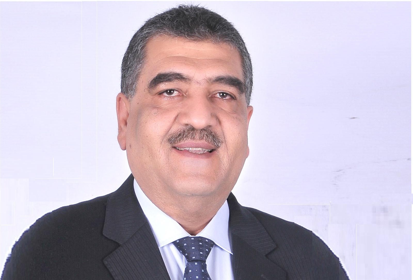 اشرف الشرقاوى وزير قطاع الأعمال العام