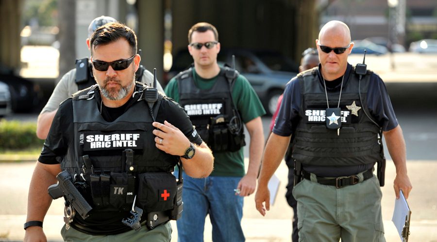 السلطات الأمريكية