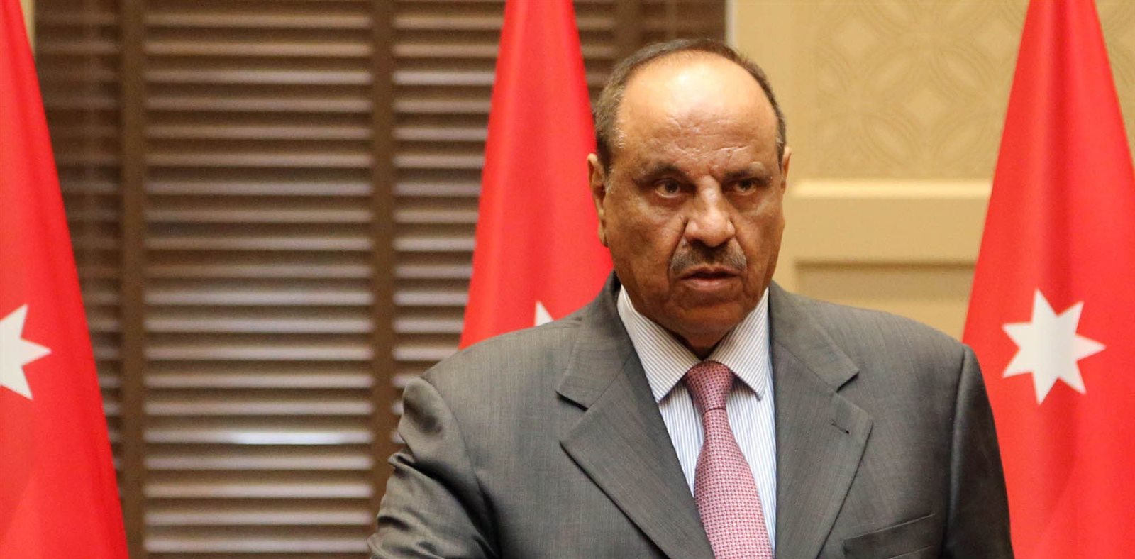  سلامه حماد وزير الداخلية الأردني