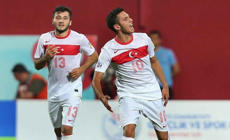 هاكن كالهانجولو 