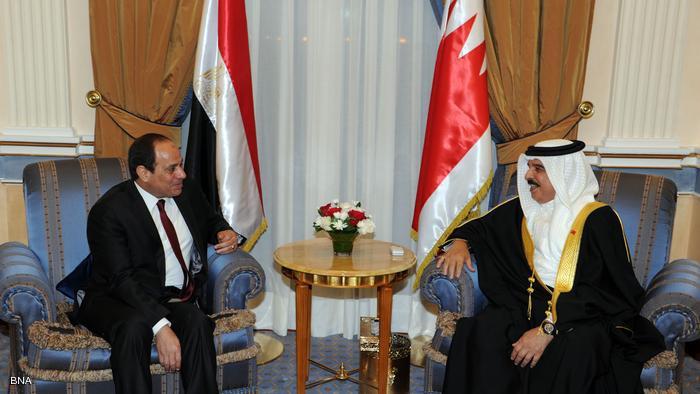 الرئيس عبد الفتاح السيسي و العاهل البحريني حمد آل خليفة الرئيس عبد الفتاح السيسي و العاهل البحريني حمد آل خليفة