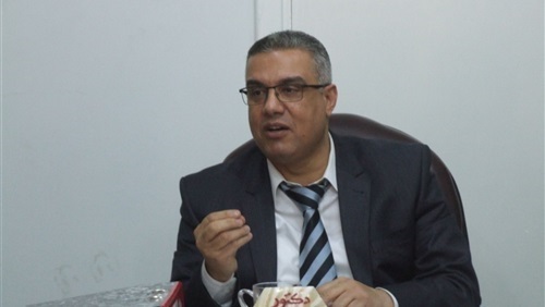  الدكتور مجدى حجازى وكيل وزارة الصحة بالإسكندرية