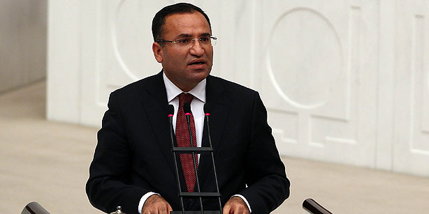 وزير العدل التركي بكر بوزداج وزير العدل التركي بكر بوزداج