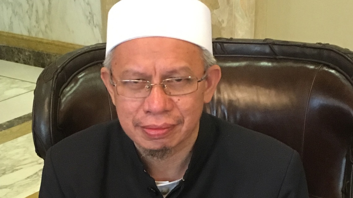 الشيخ " ذو الكفل محمد البكرى " مفتى ماليزيا الشيخ " ذو الكفل محمد البكرى " مفتى ماليزيا
