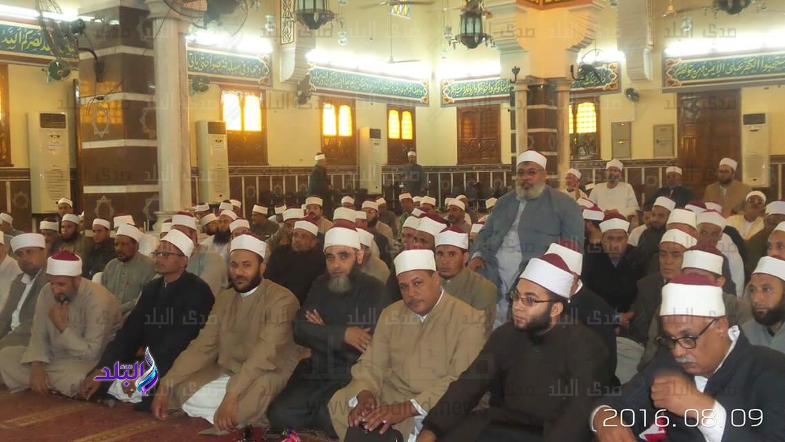 "أوقاف الإسماعيلية" تعقد اجتماعًا موسعًا مع ائمة المساجد "أوقاف الإسماعيلية" تعقد اجتماعًا موسعًا مع ائمة المساجد