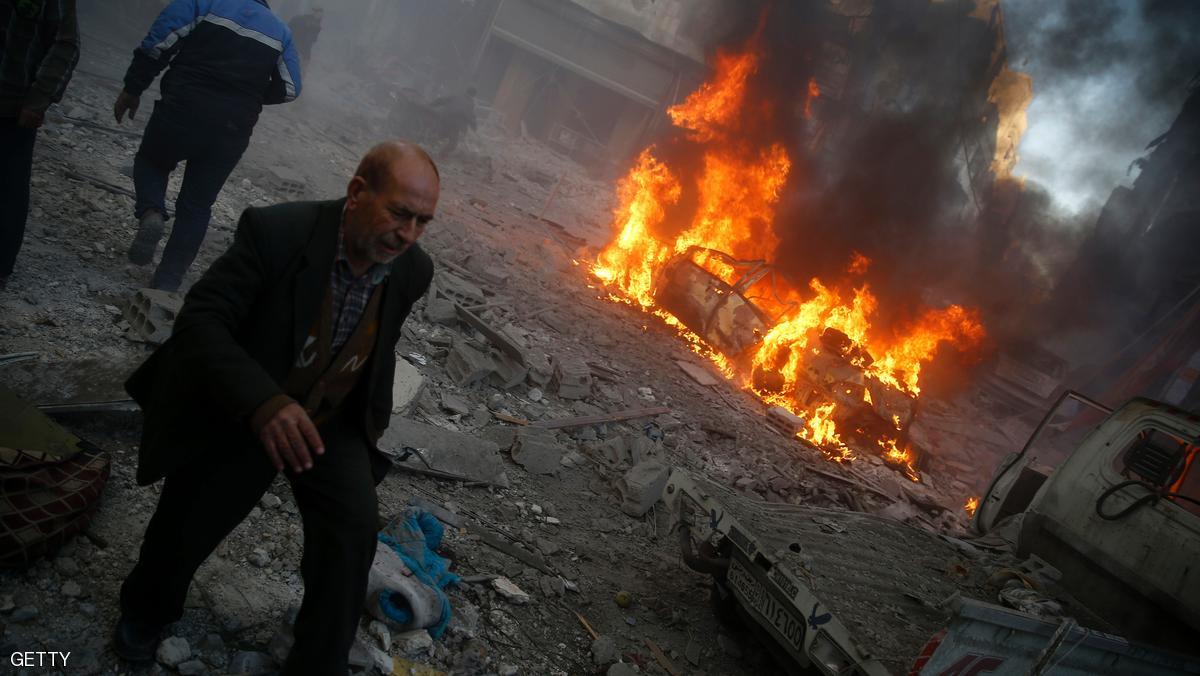 آثار غارة سابقة على الغوطة الشرقية في ريف دمشق آثار غارة سابقة على الغوطة الشرقية في ريف دمشق