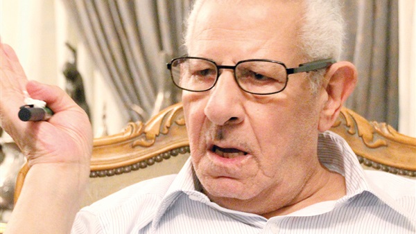 مكرم محمد احمد مكرم محمد احمد