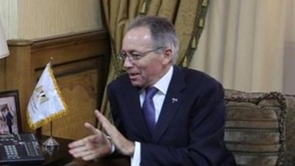 سفير أستراليا بالقاهرة نيل هوكنز