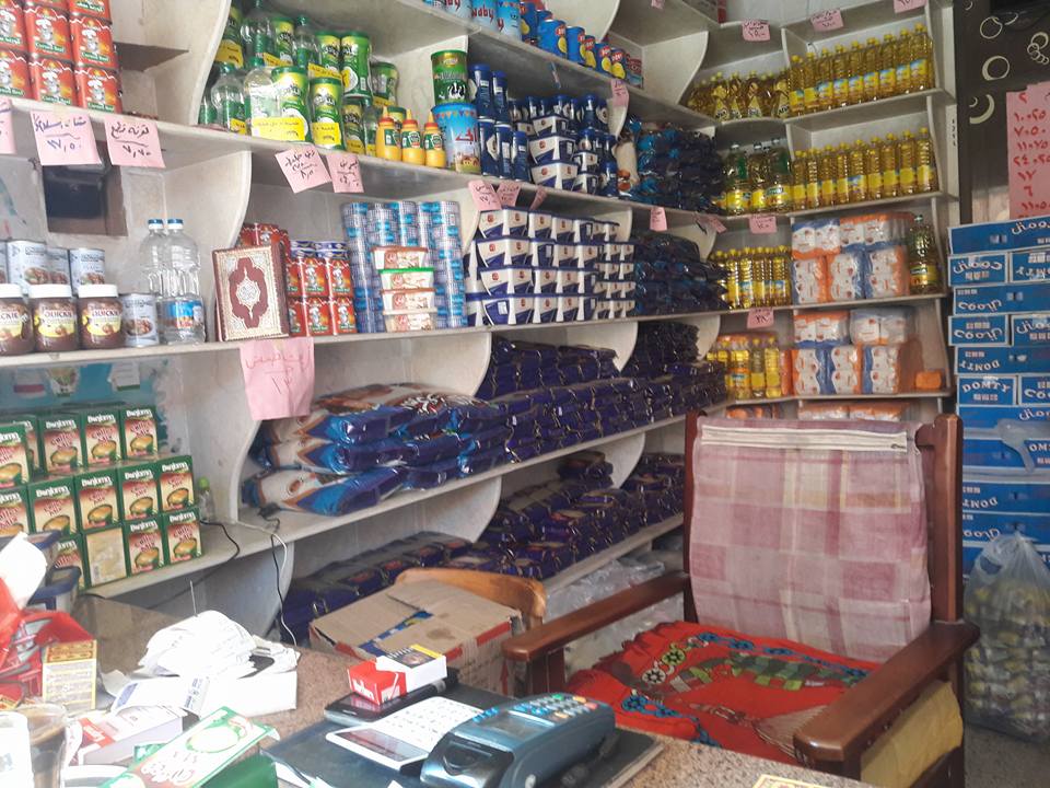 محافظ بورسعيد:وفرة كبيرة في السلع التموينية عند البدالين 