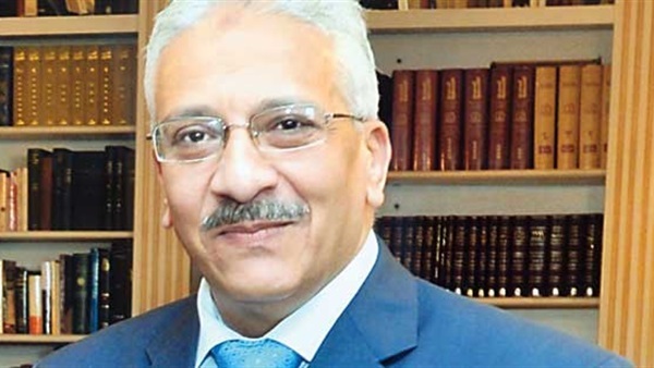 محمد عبد الهادى رئيس تحرير الاهرام 