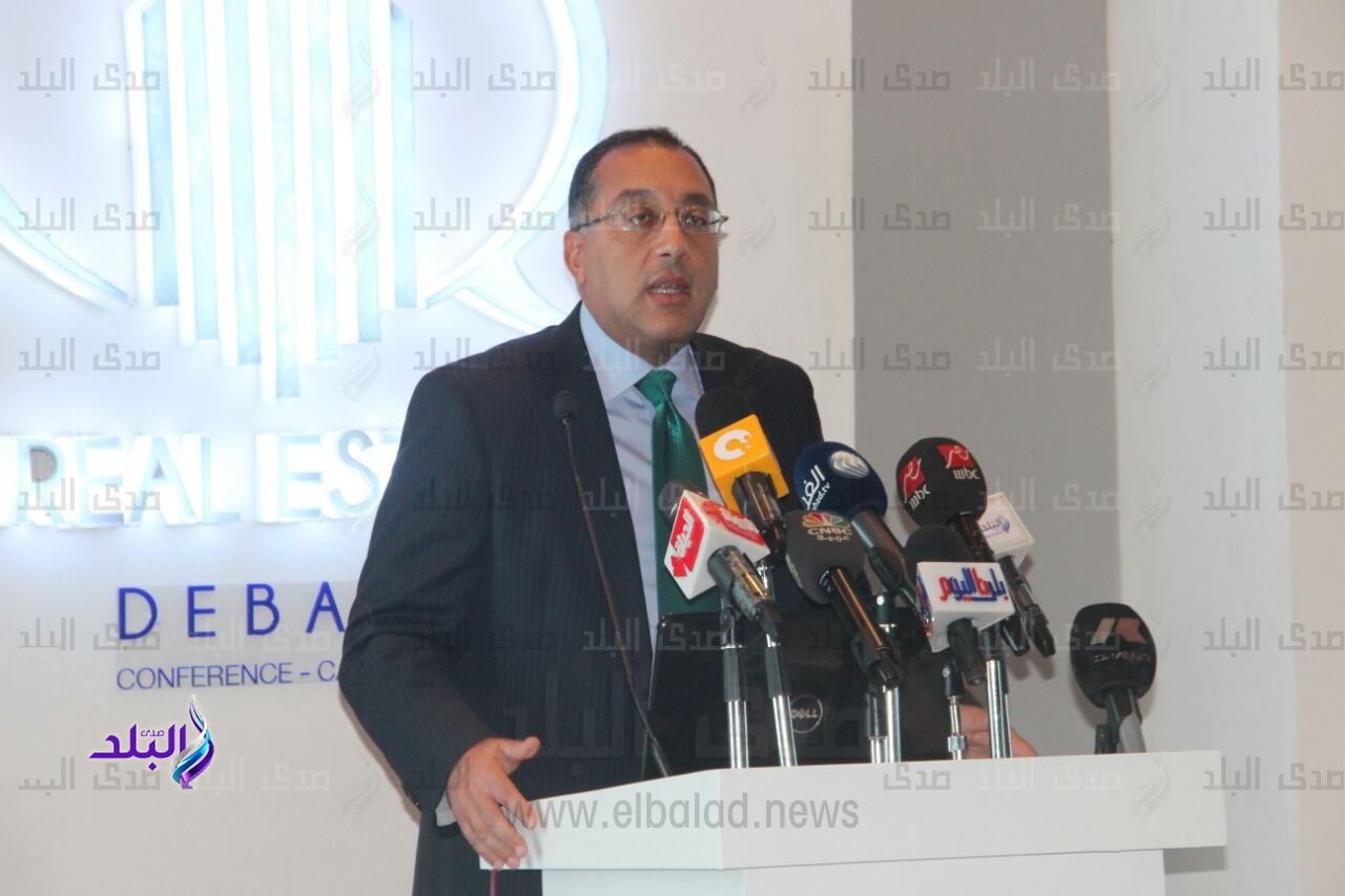 الرئيس  يستعرض مخطط العاصمة الجديدة