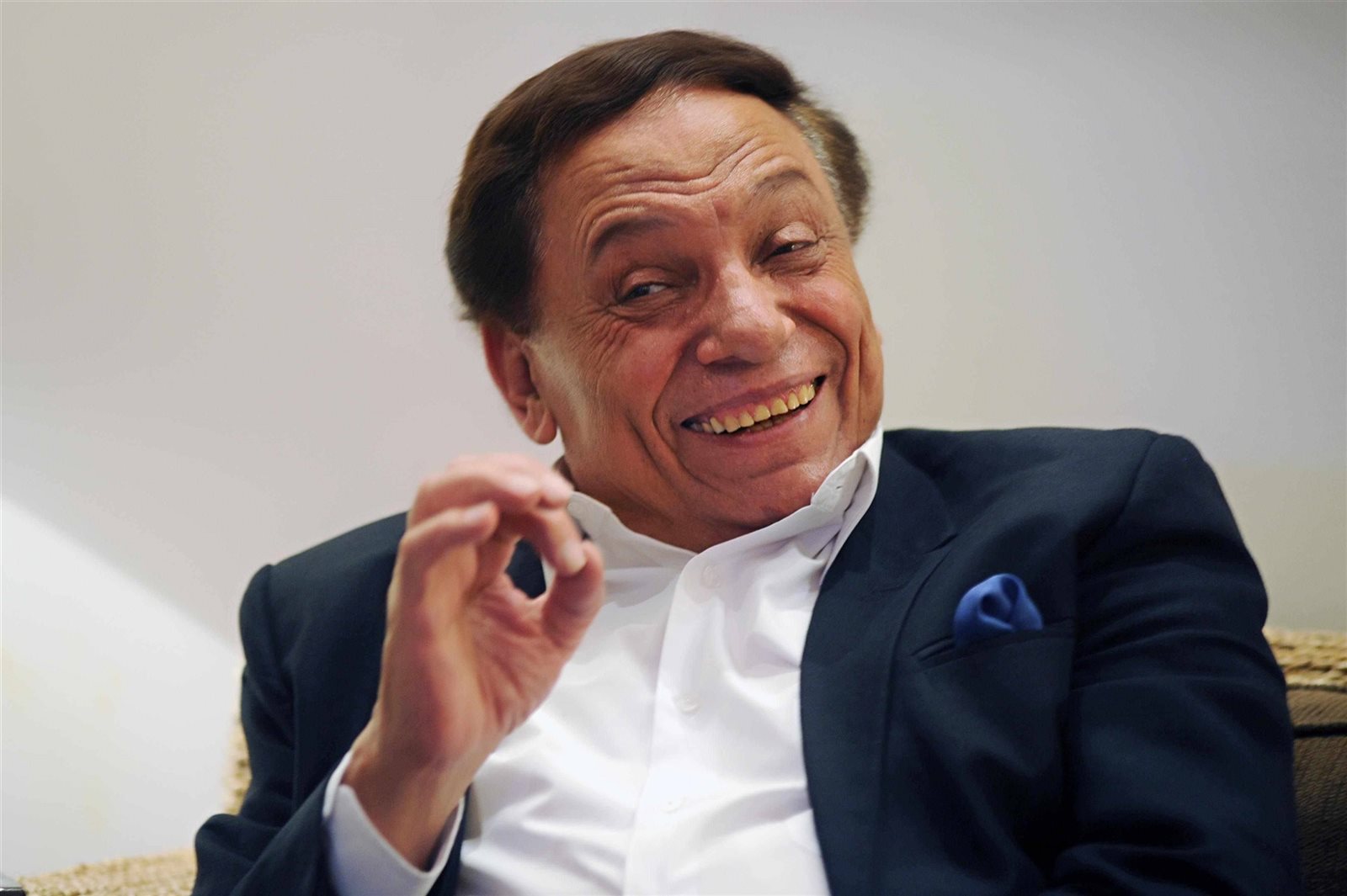 الفنان عادل امام  الفنان عادل امام