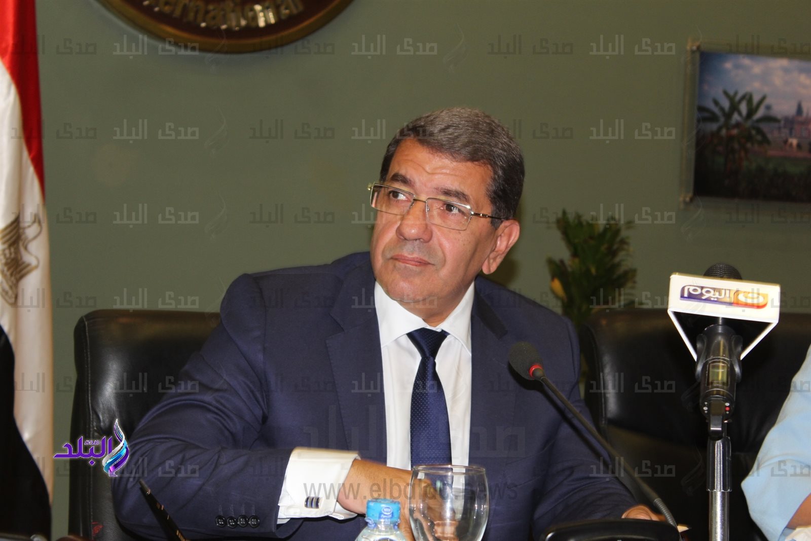 عمرو الجارحي وزير المالية