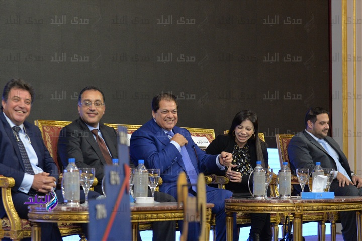 جانب من الجلسة