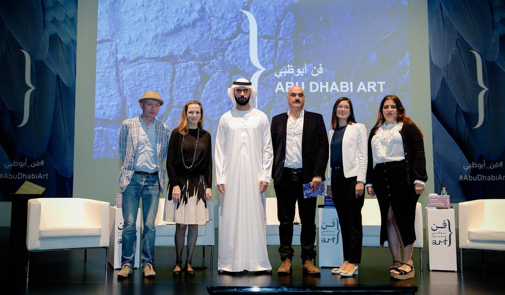 استعدادات افتتاح الدورة الثامنة من "فن أبوظبي"