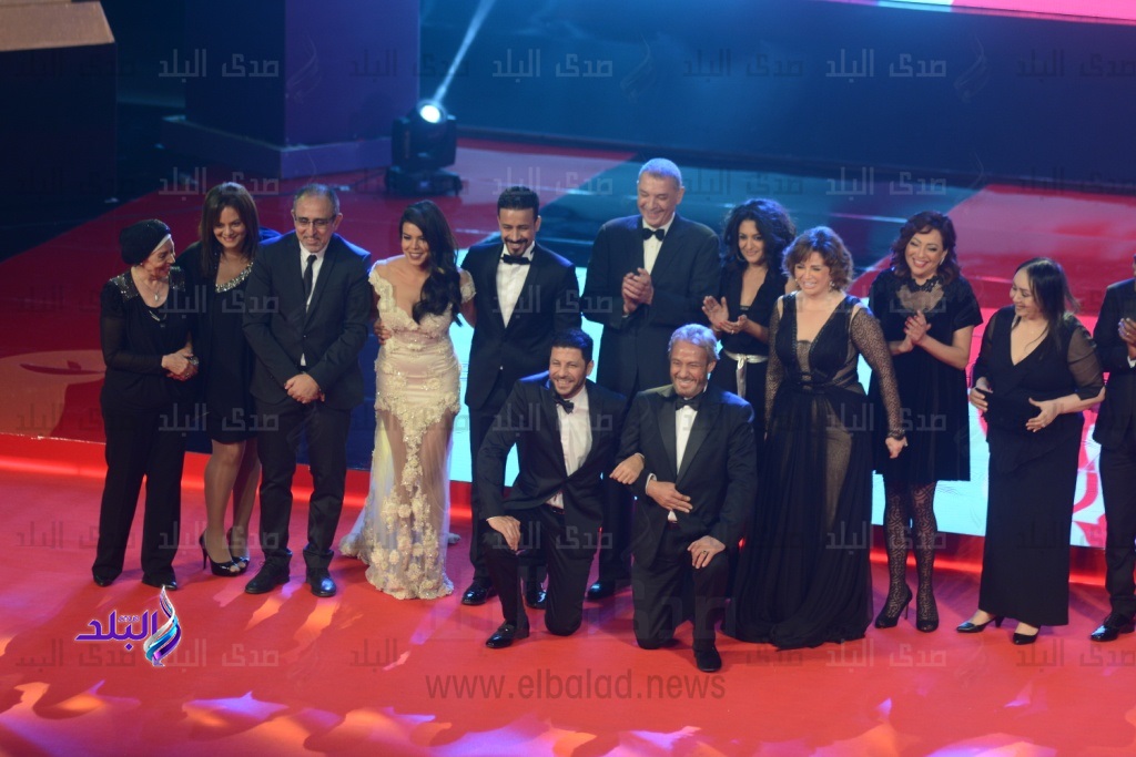 جانب من تكريم النجوم في مهرجان القاهرة السينمائي