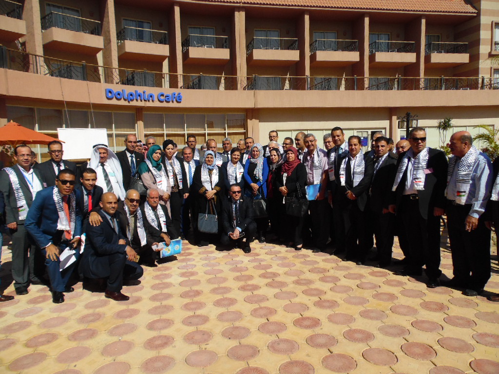 الوفد الفلسطيني المشارك في مؤتمر السخنة2