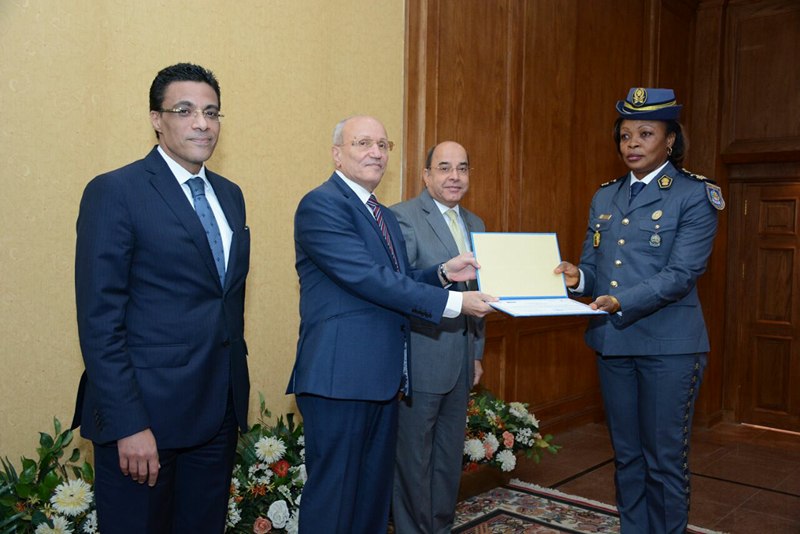 "الإنتاج الحربي" تحتفل بتخرج دفعة جديدة من الدارسين الأفارقة "الإنتاج الحربي" تحتفل بتخرج دفعة جديدة من الدارسين الأفارقة