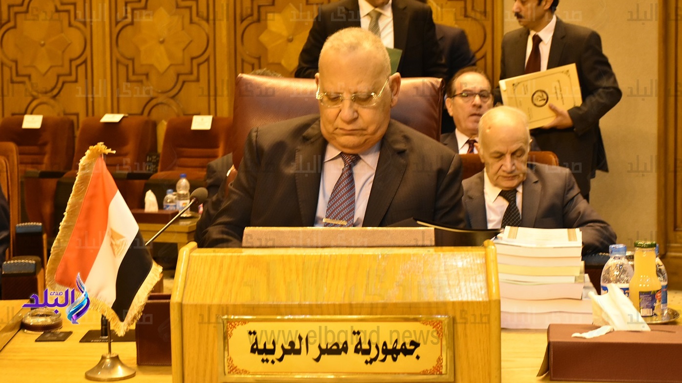 وزير العدل المصرى خلال الإجتماع