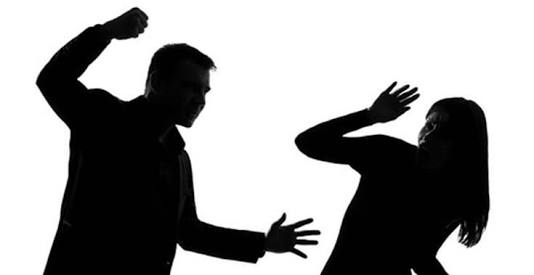 العنف ضد المرأة 