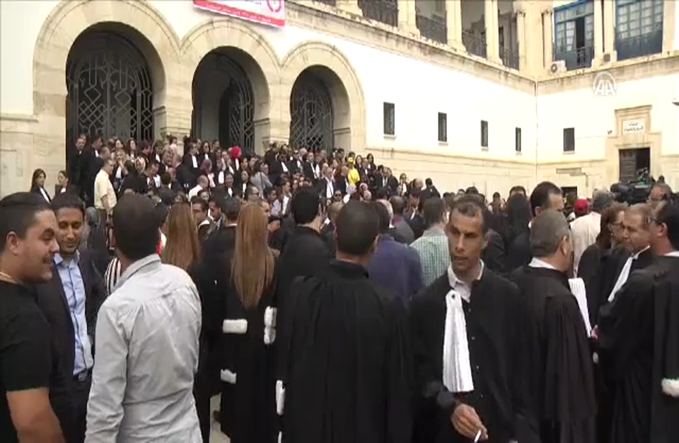  المحامين التونسيين في إضراب