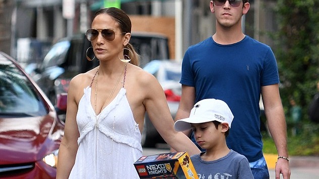 جينفير لوبيز