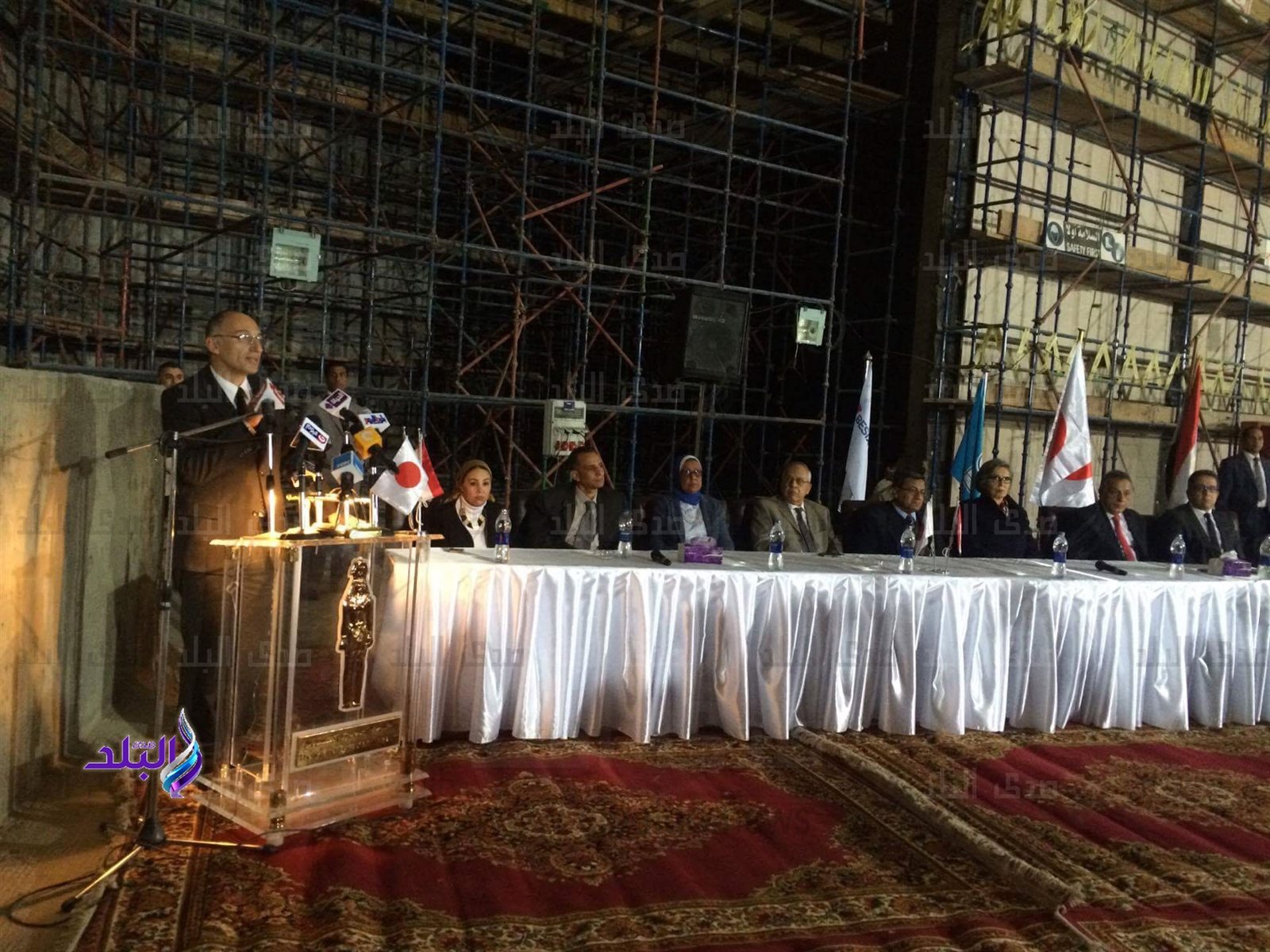 طارق توفيق في المؤتمر