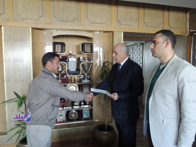 مدير امن المنيا يكرم عدد من الضباط والافراد المتميزين بمطاى مدير امن المنيا يكرم عدد من الضباط والافراد المتميزين بمطاى
