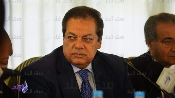 محمد أبوالعينين رئيس مجلس إدارة شبكة قنوات وموقع صدي البلد محمد أبوالعينين رئيس مجلس إدارة شبكة قنوات وموقع صدي البلد