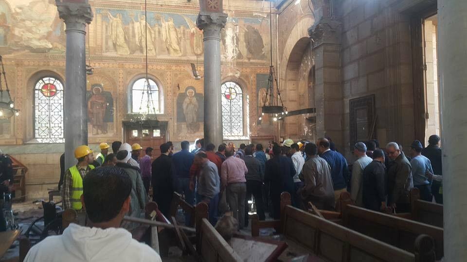آثار الدمار من داخل الكنيسة آثار الدمار من داخل الكنيسة