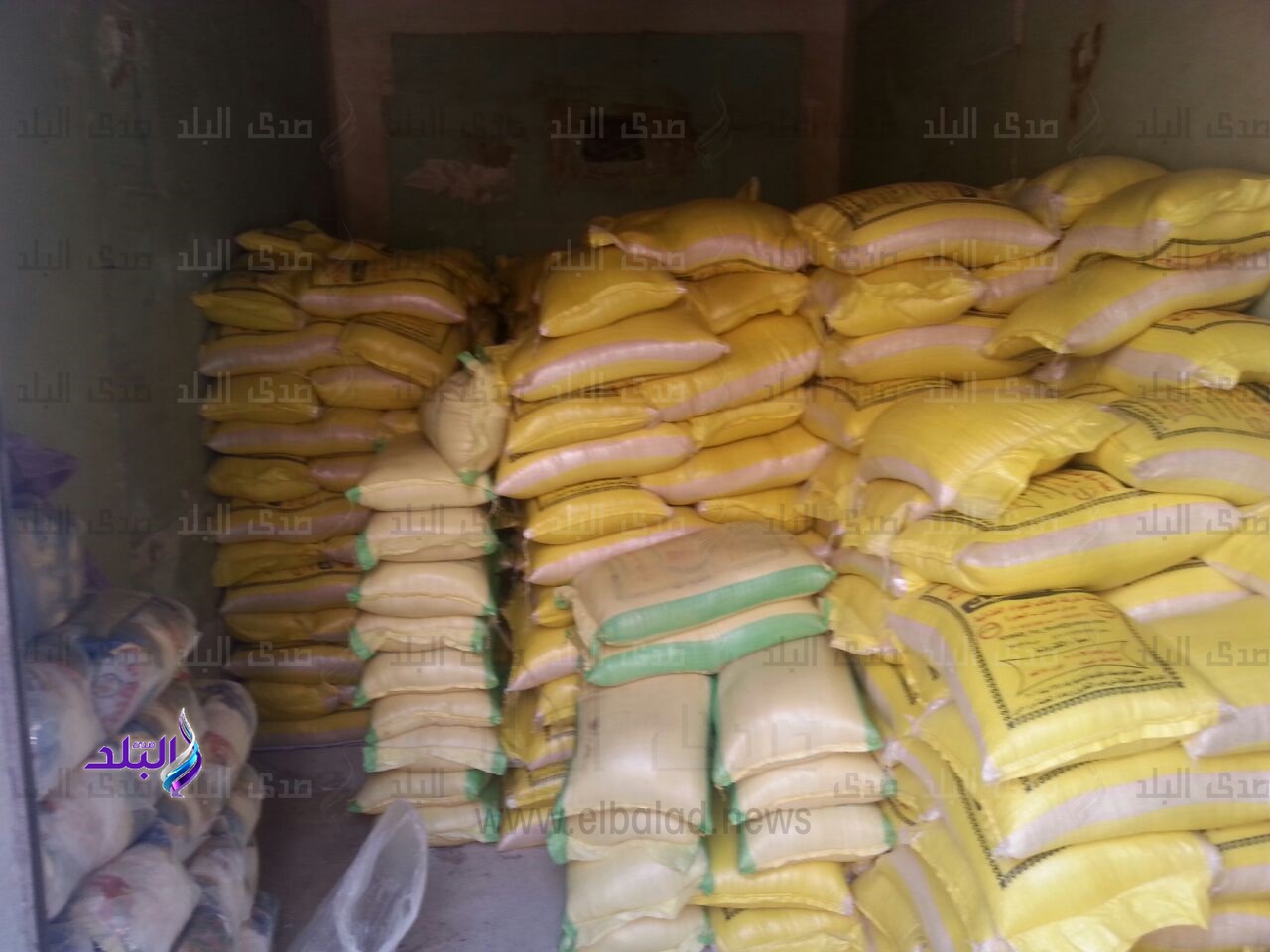 علف مجهول المصدر