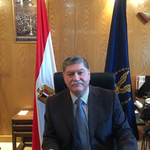 اللواء فهمى مجاهد مدير امن المطار