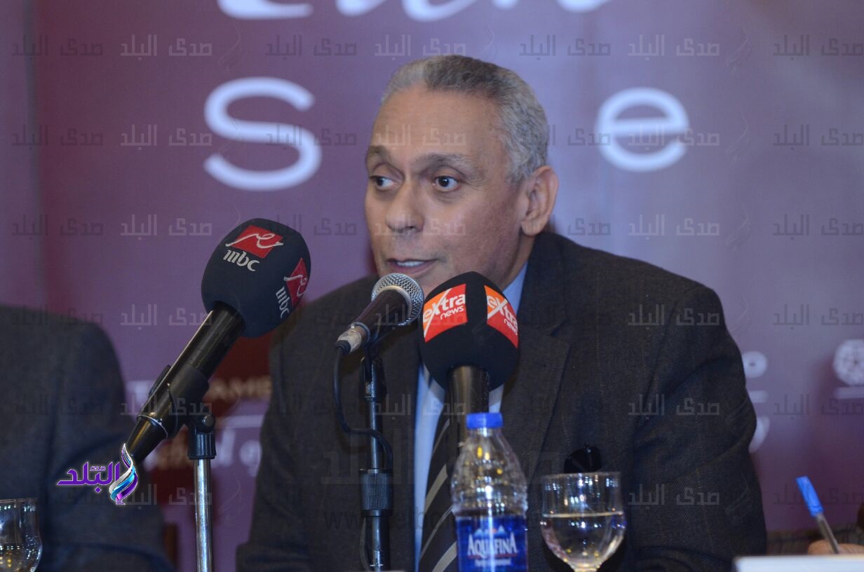 الدكتور حسن عماد مكاوي
