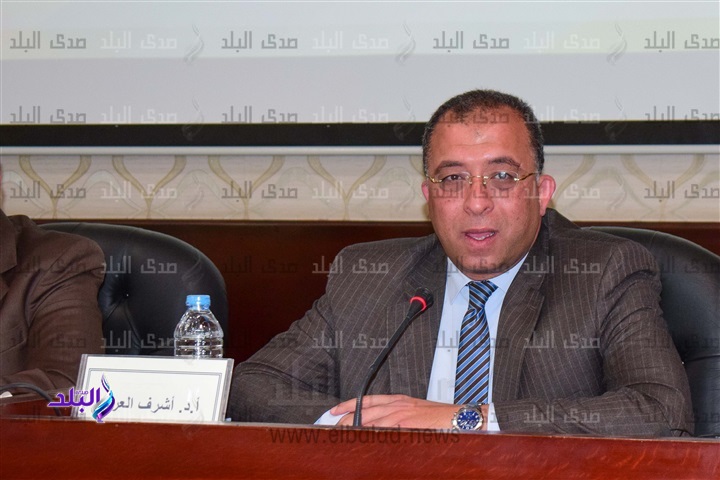 أشرف العربي وزير التخطيط والمتابعة والاصلاح الاداري 